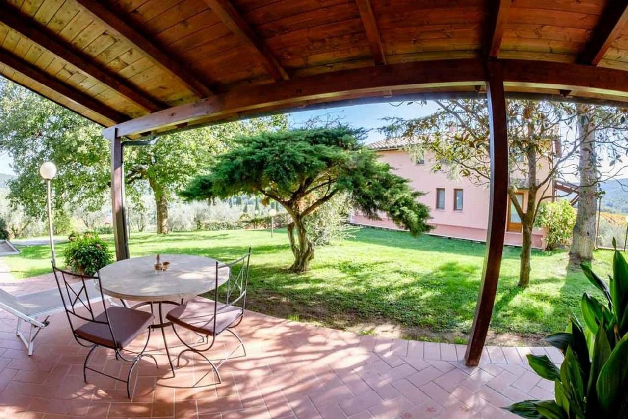 Agriturismo Poggio Corbello La Pesta Экстерьер фото
