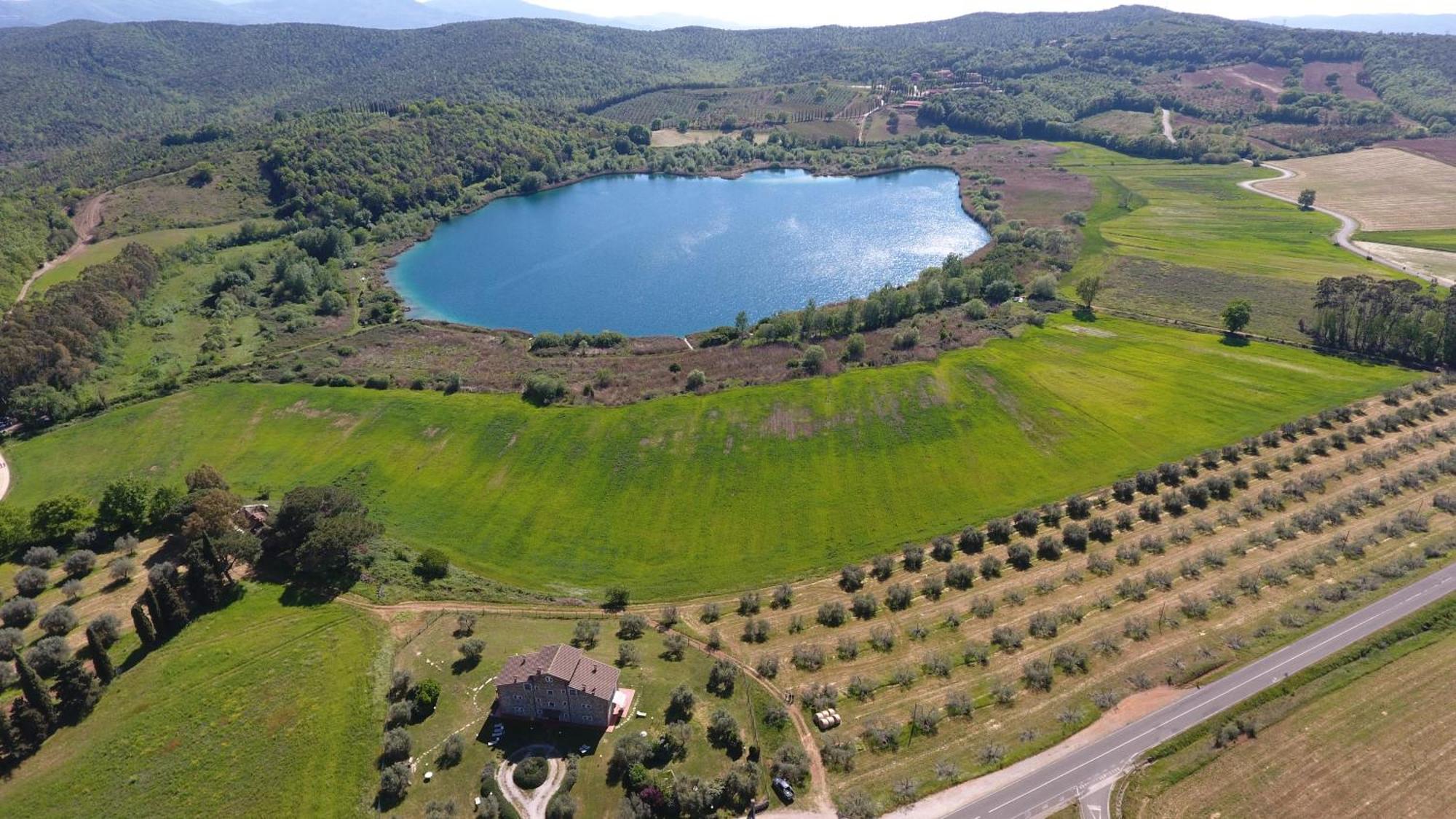 Agriturismo Poggio Corbello La Pesta Экстерьер фото