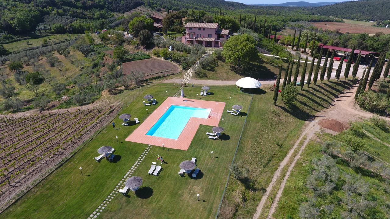 Agriturismo Poggio Corbello La Pesta Экстерьер фото