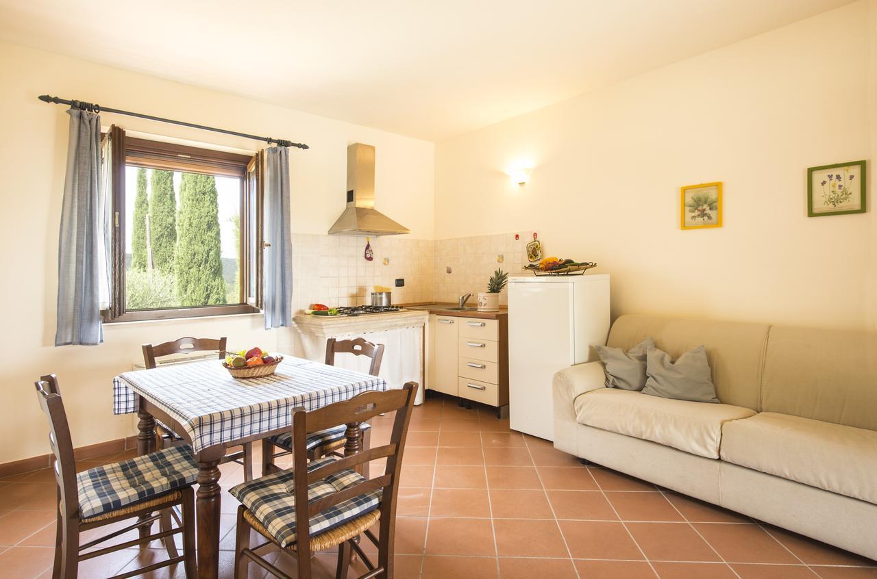 Agriturismo Poggio Corbello La Pesta Экстерьер фото