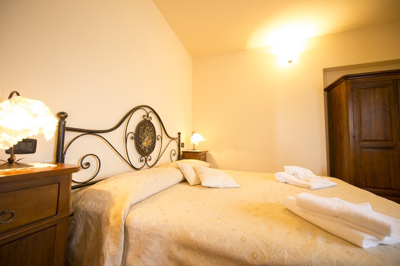 Agriturismo Poggio Corbello La Pesta Экстерьер фото