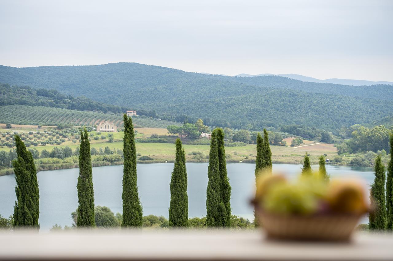 Agriturismo Poggio Corbello La Pesta Экстерьер фото